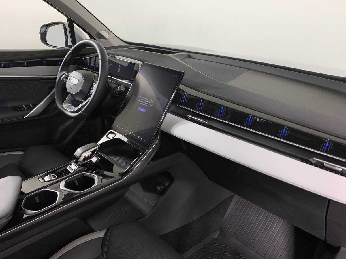 Geely Atlas, 2023 Фото №14