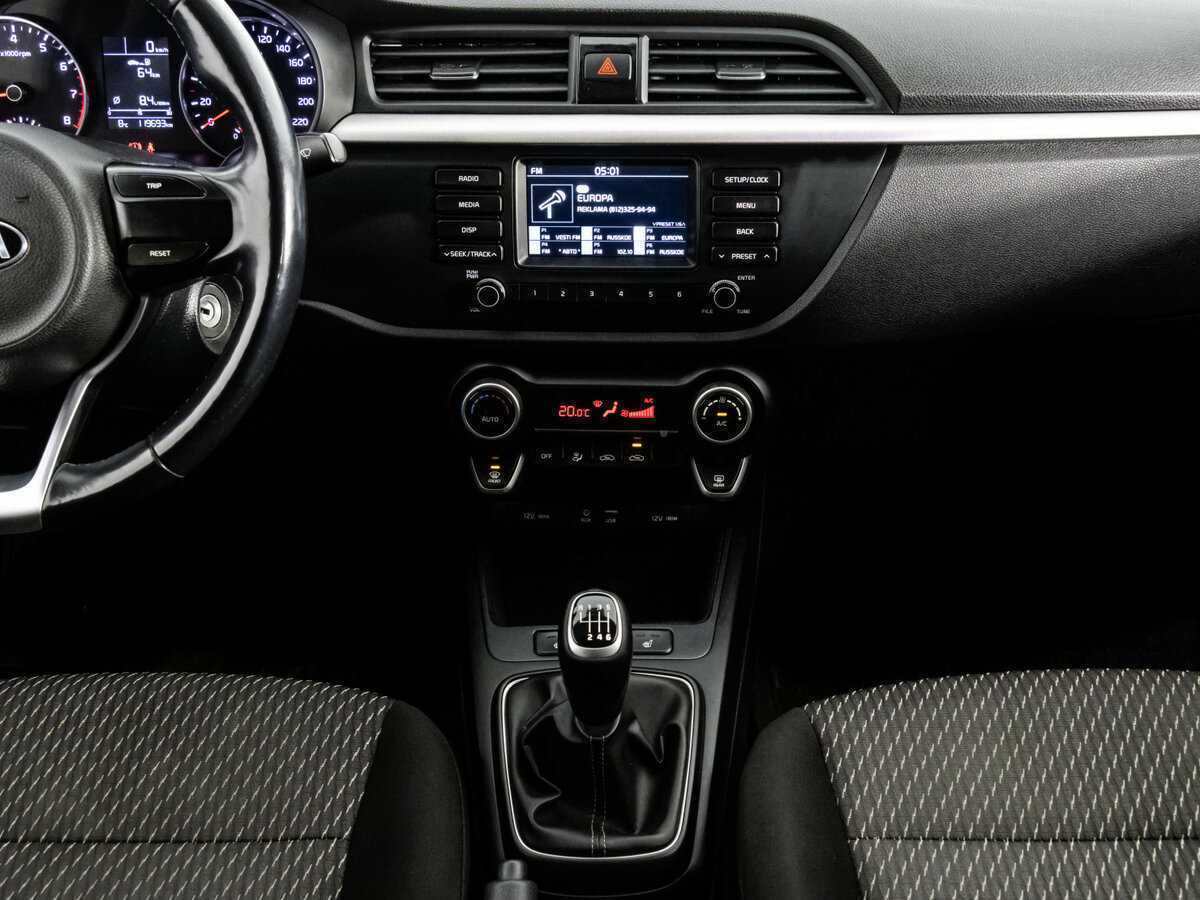 Kia Rio, 2018 Фото №7