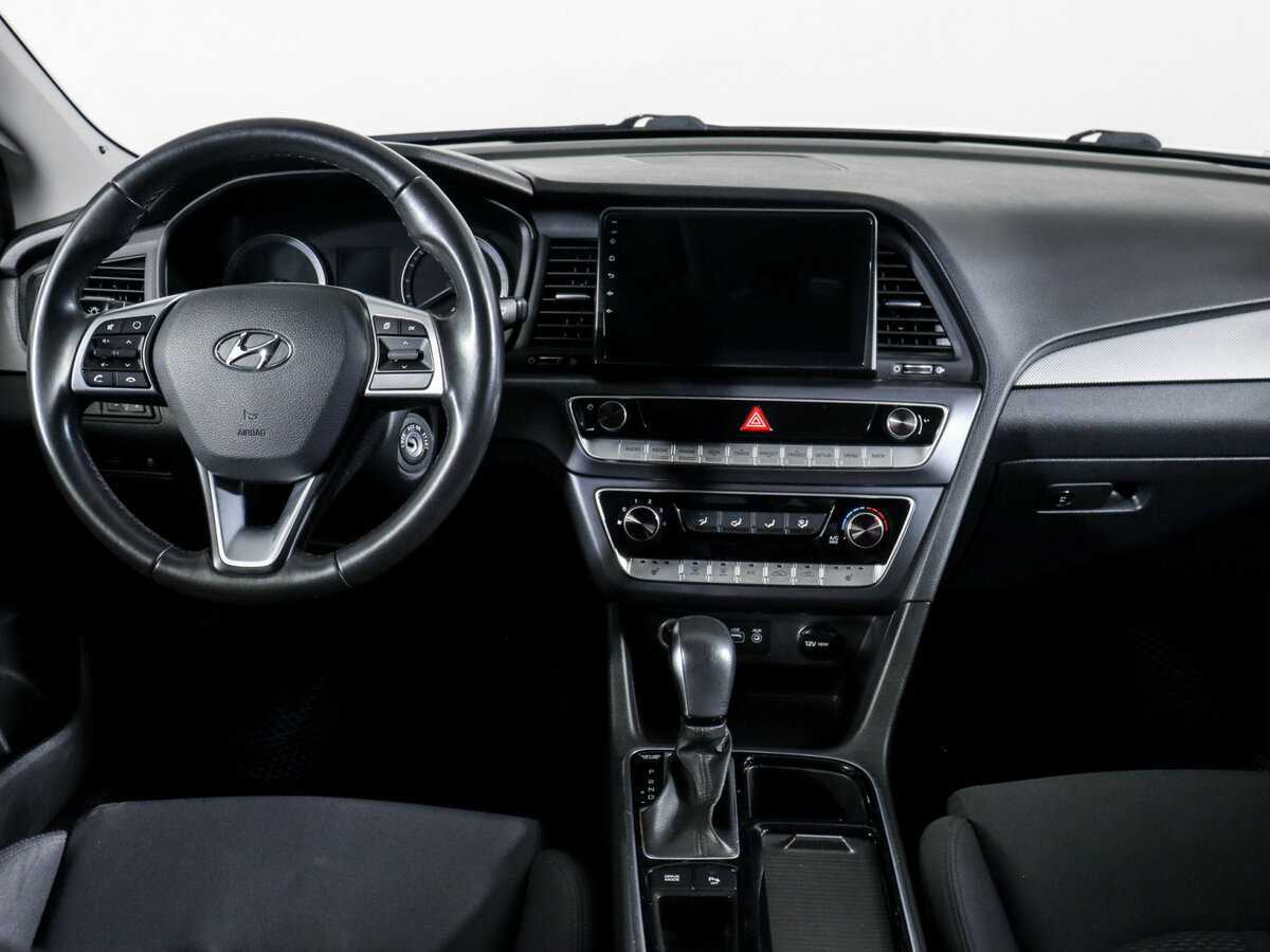 Hyundai Sonata, 2019 Фото №12