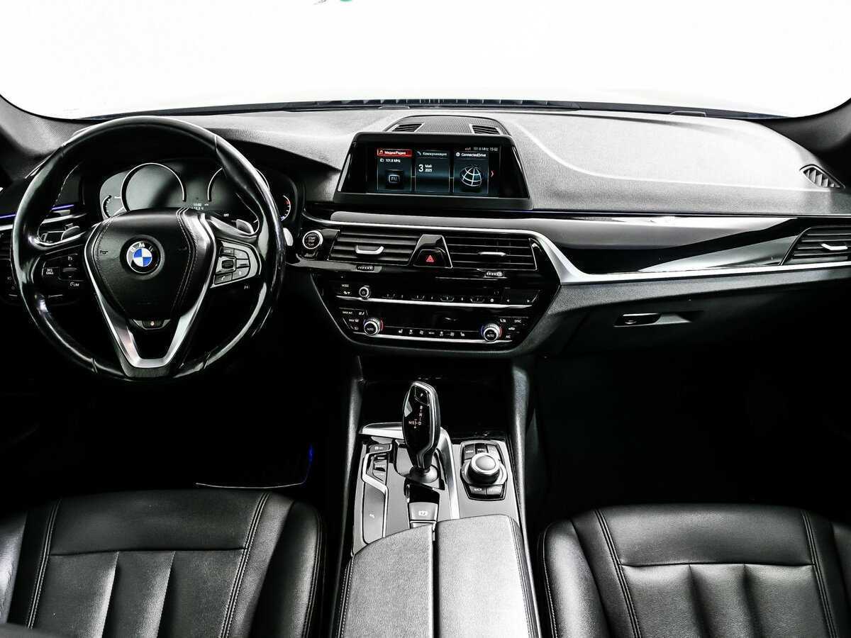 BMW 5 серии 520d xDrive, 2019 Фото №11