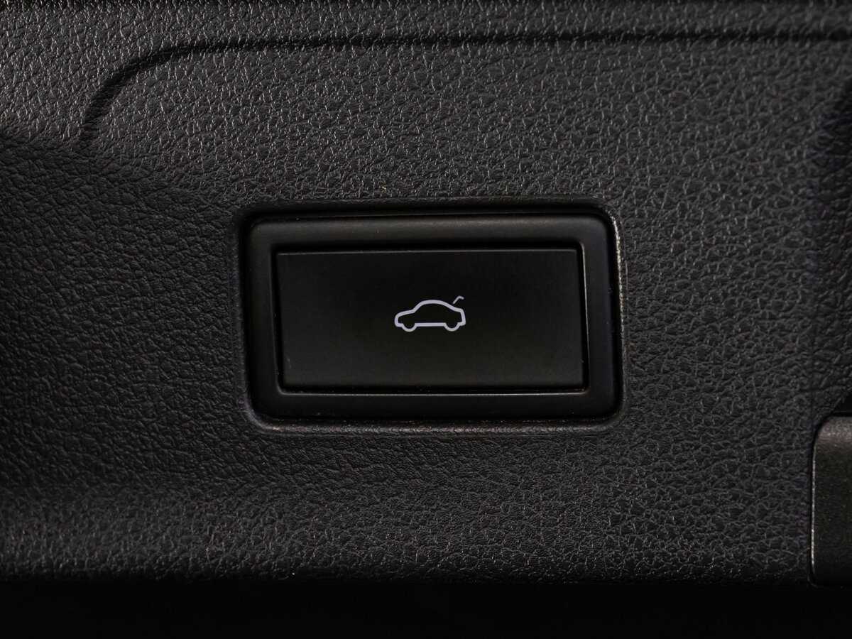 Volkswagen Passat, 2020 Фото №23