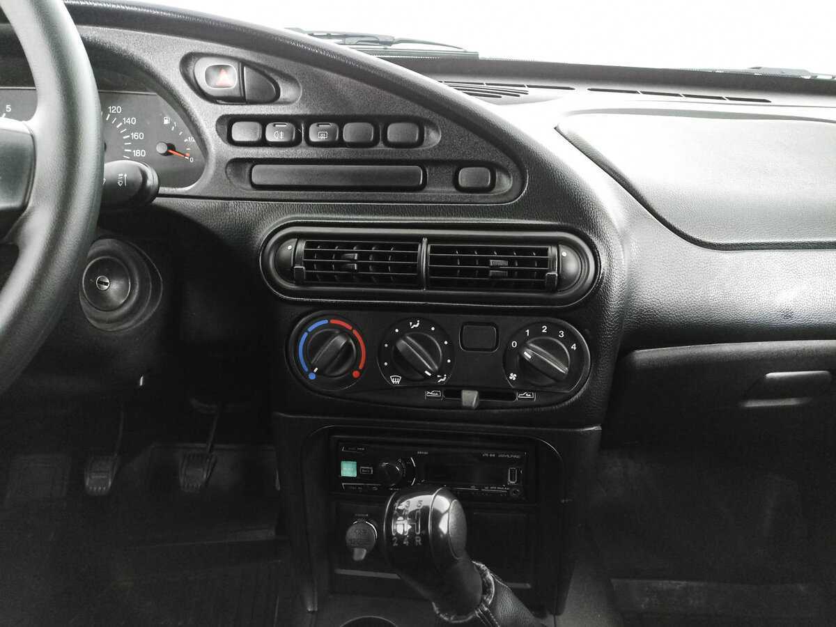 Chevrolet Niva, 2016 Фото №13