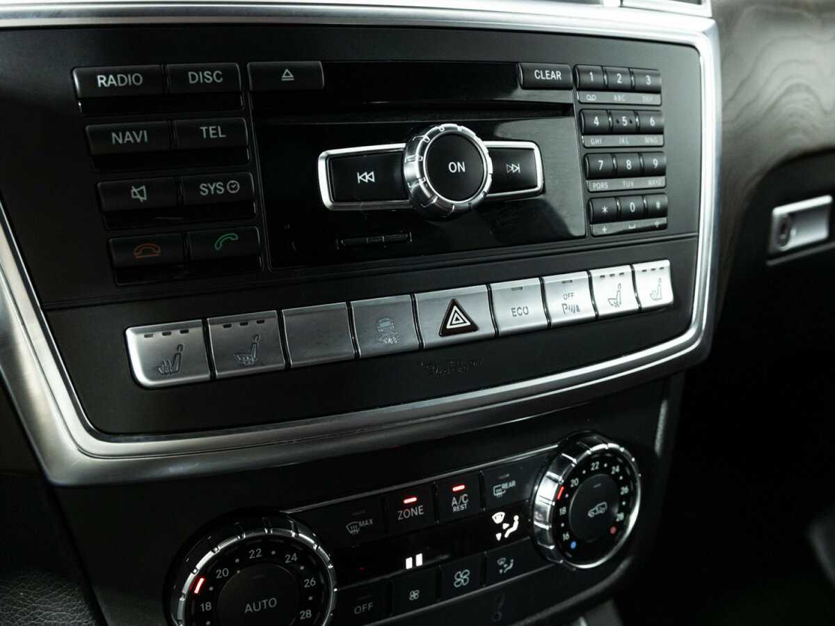 Mercedes-Benz M-Класс 350 CDI, 2012 Фото №18