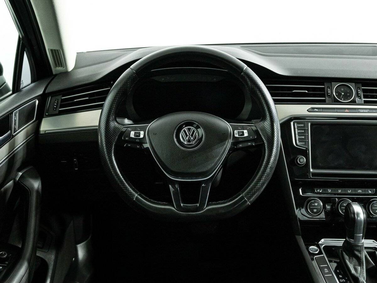 Volkswagen Passat, 2016 Фото №20
