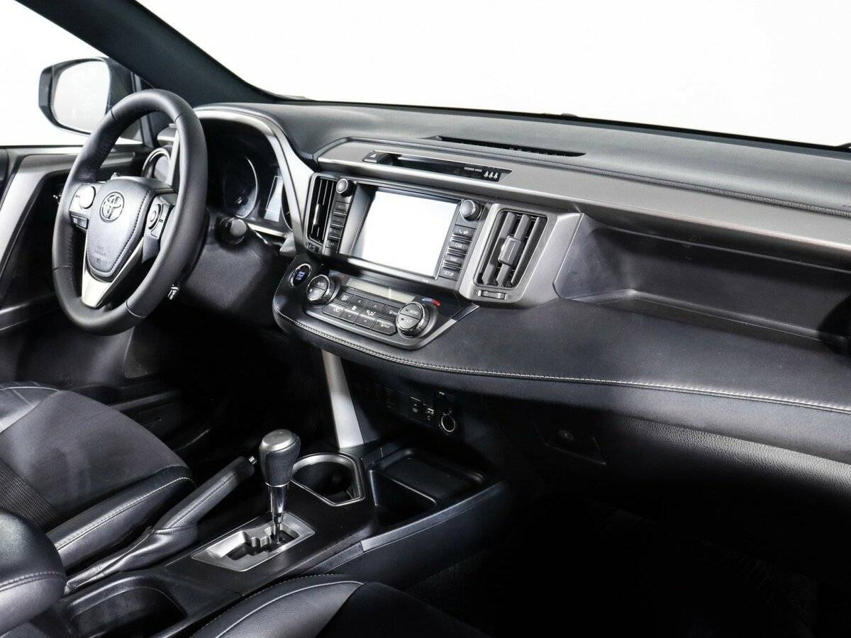 Toyota RAV4, 2017 Фото №9