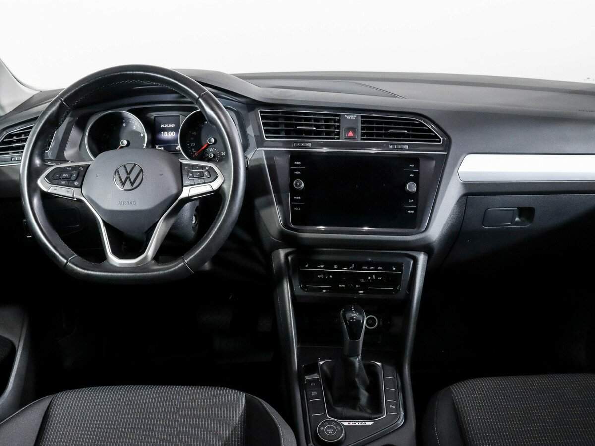 Volkswagen Tiguan, 2021 - 29 904 км. | Фото №8