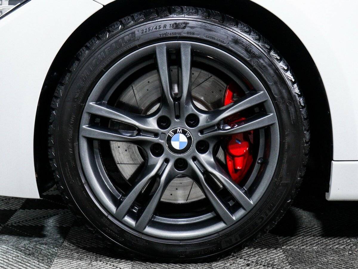 BMW 3 серии 320i xDrive, 2016 Фото №12