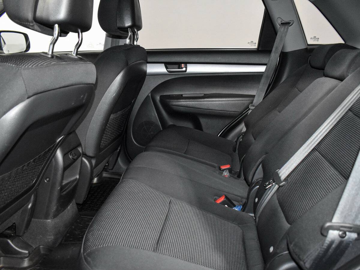 Kia Sorento, 2012 Фото №9
