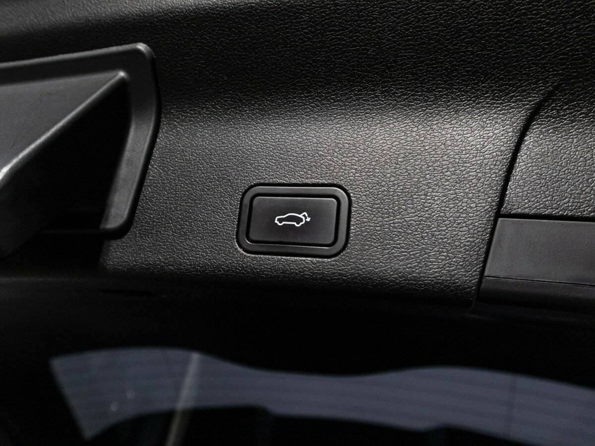 Geely Atlas Pro, 2021 Фото №16