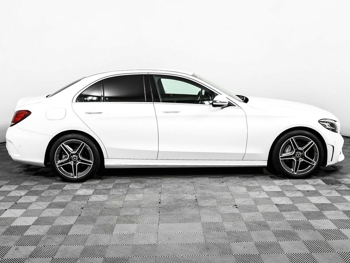 Mercedes-Benz C-Класс 180, 2018 - 63 829 км. | Фото №4