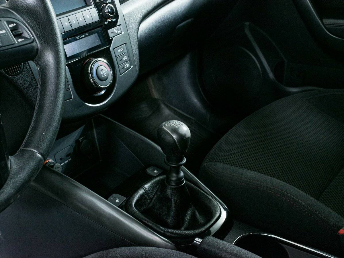 Kia Cerato Koup, 2012 Фото №15