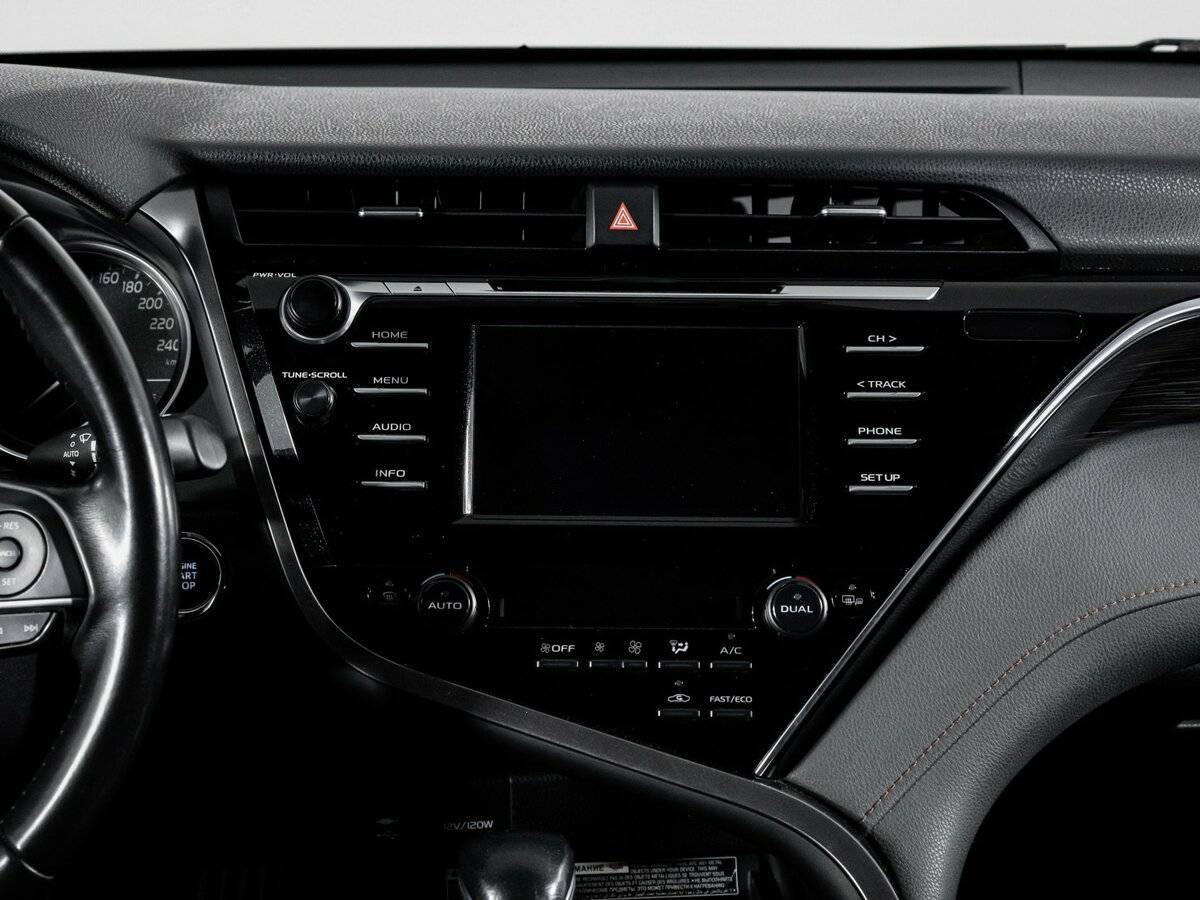Toyota Camry, 2019 Фото №13