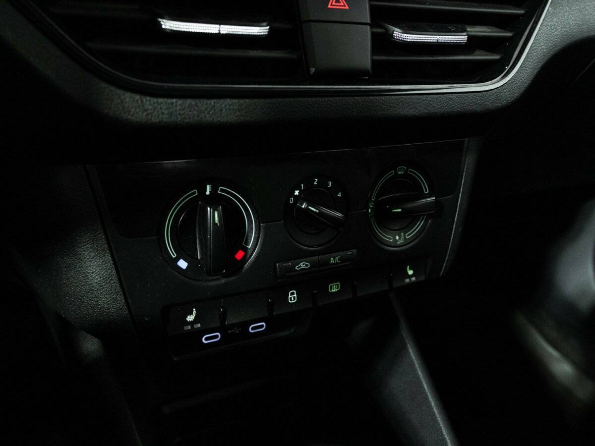 Skoda Rapid, 2020 Фото №16