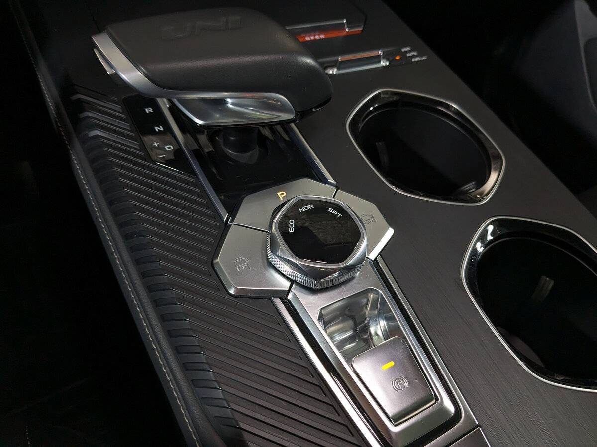 Changan UNI-K, 2023 Фото №25