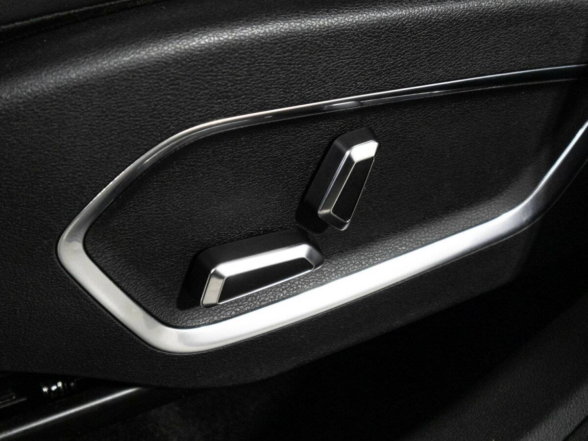 Geely Atlas Pro, 2022 Фото №17