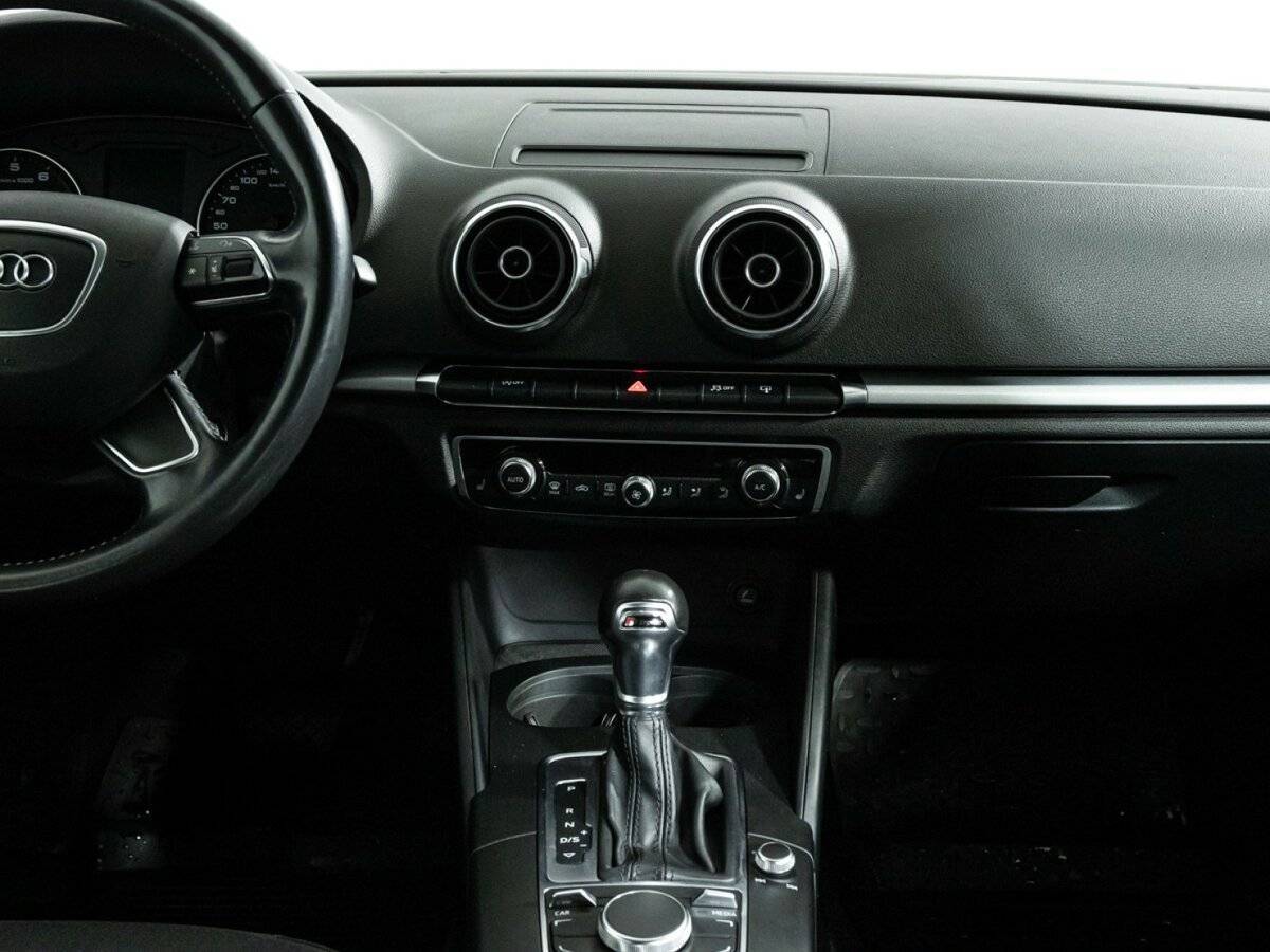 Audi A3, 2015 Фото №14