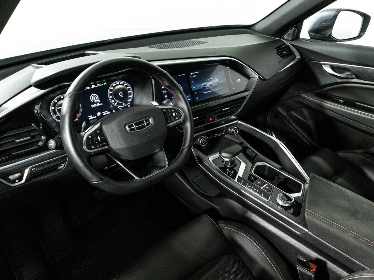 Geely Tugella, 2023 Фото №11