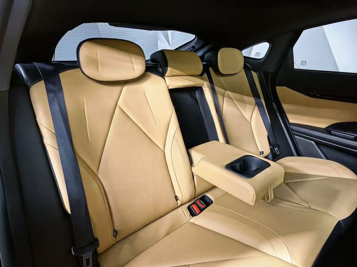 Changan UNI-V, 2022 Фото №16