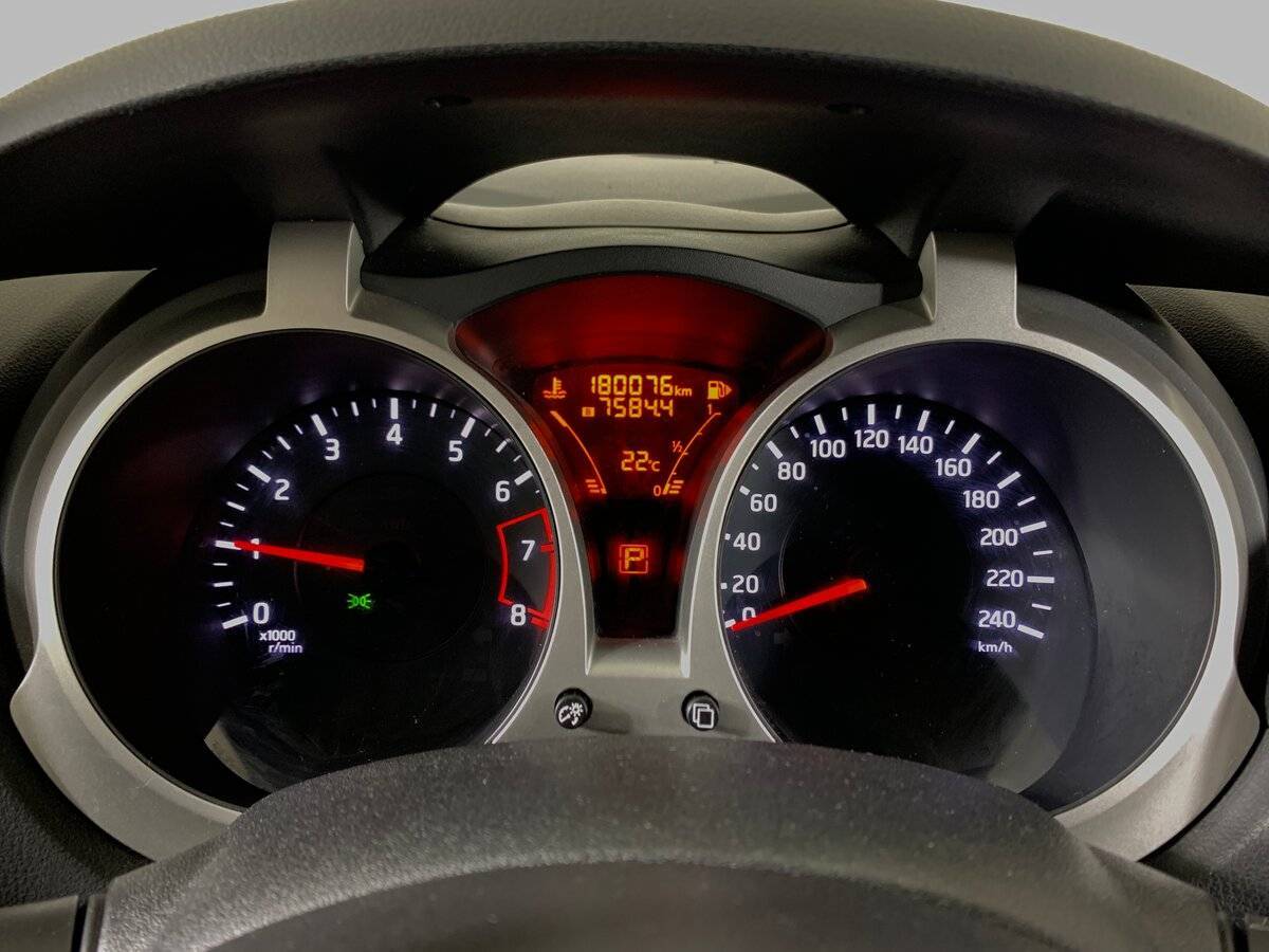 Nissan Juke, 2014 Фото №14