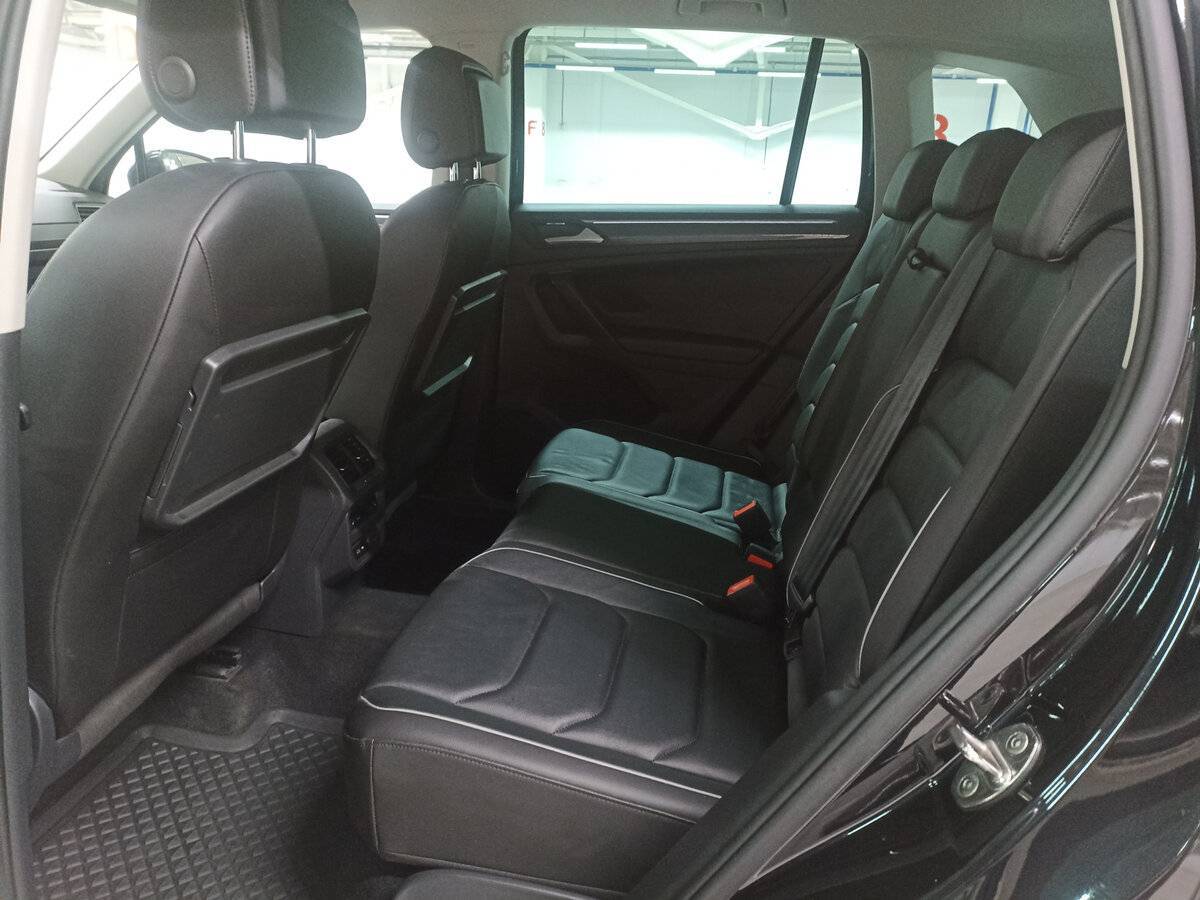 Volkswagen Tiguan, 2019 Фото №12
