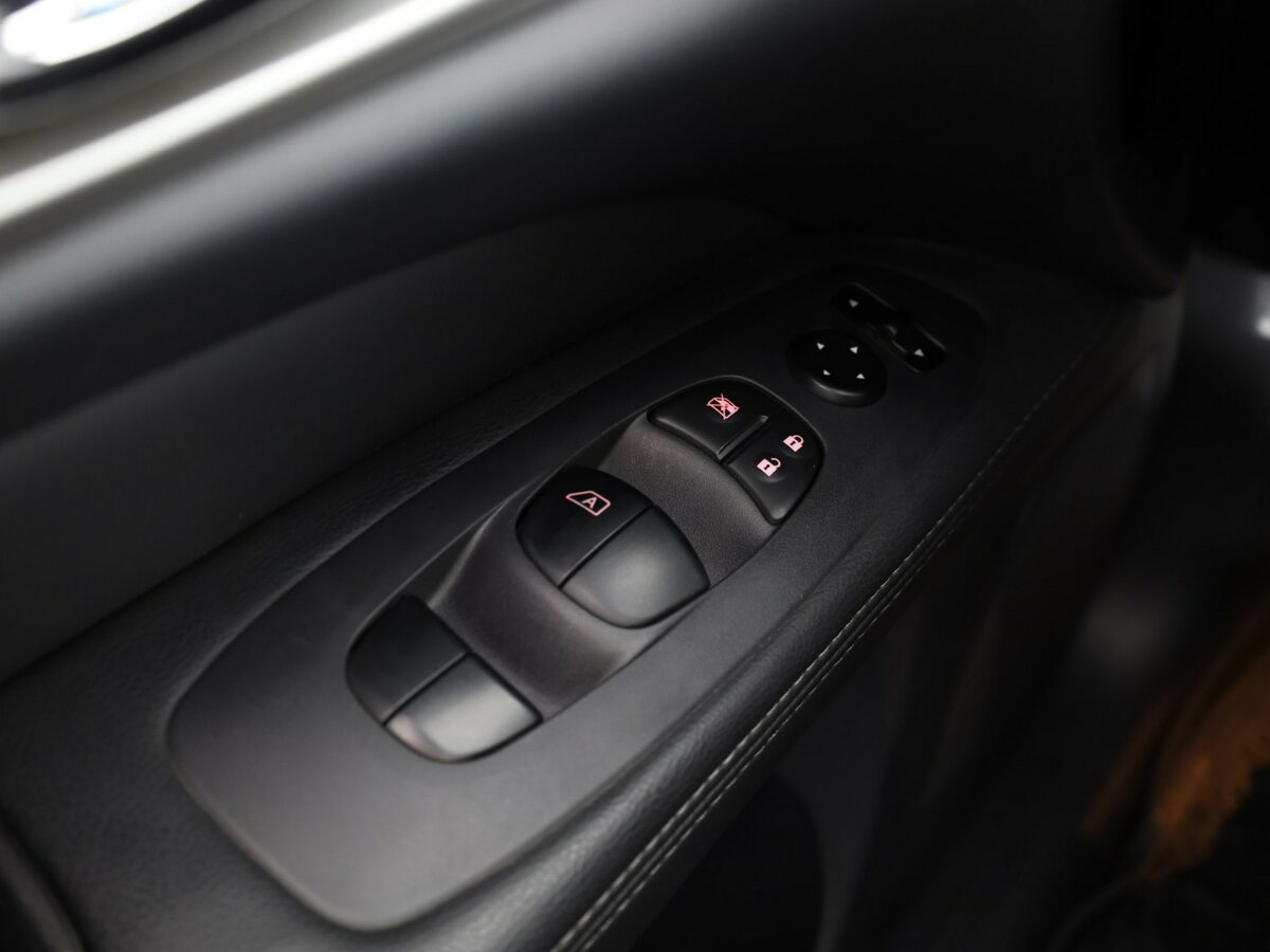 Nissan Pathfinder IV, 2014 Фото №21