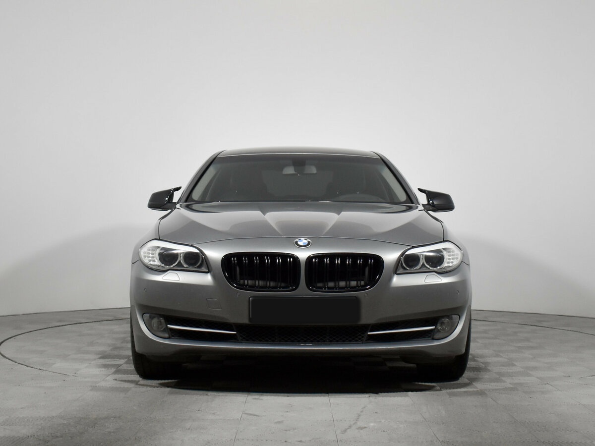 BMW 5 серии 520i VI (F10/F11/F07), 2013 - 225 001 км. | Фото №2