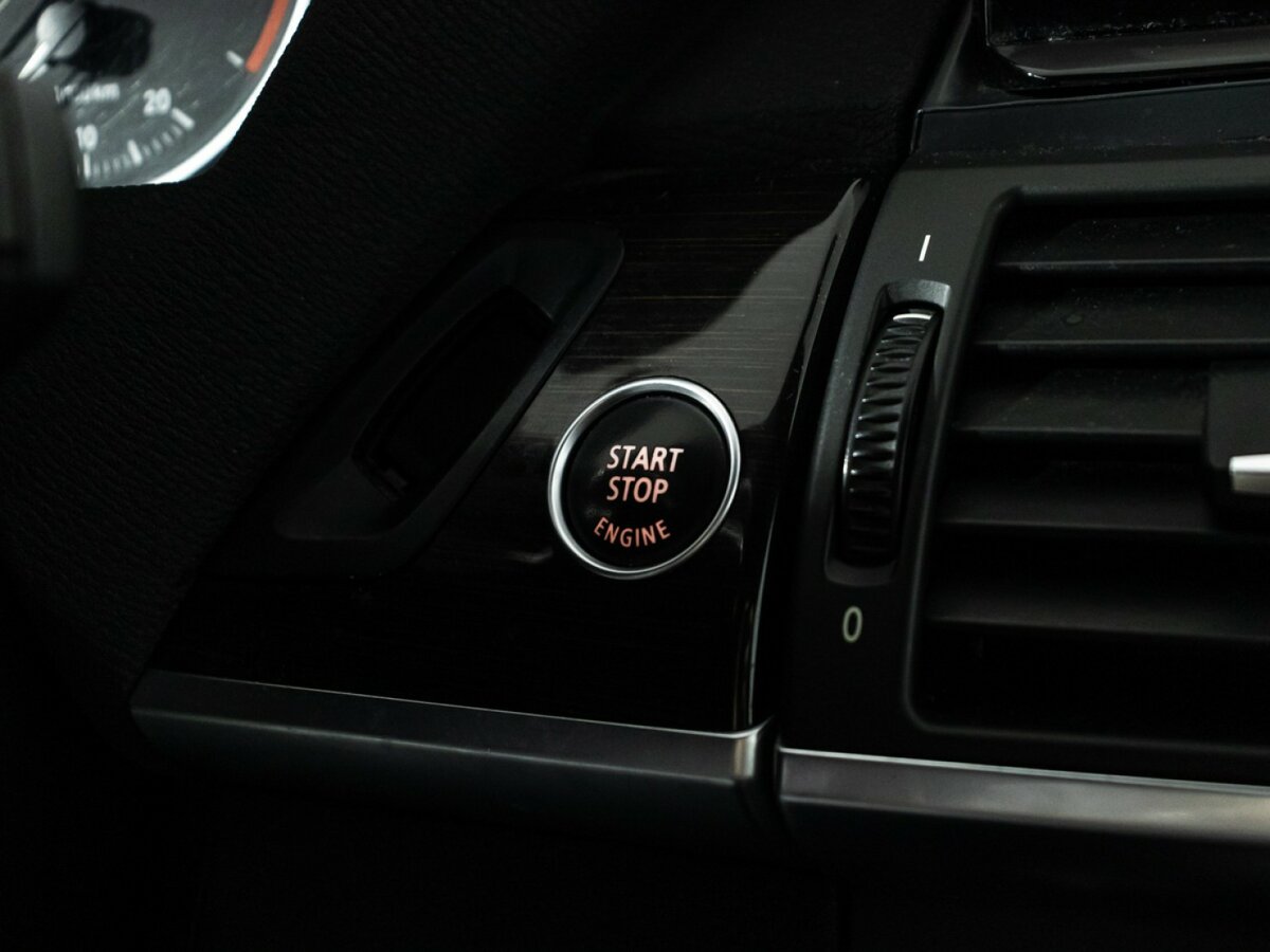 BMW X5 30d II (E70) Рестайлинг, 2012 Фото №17