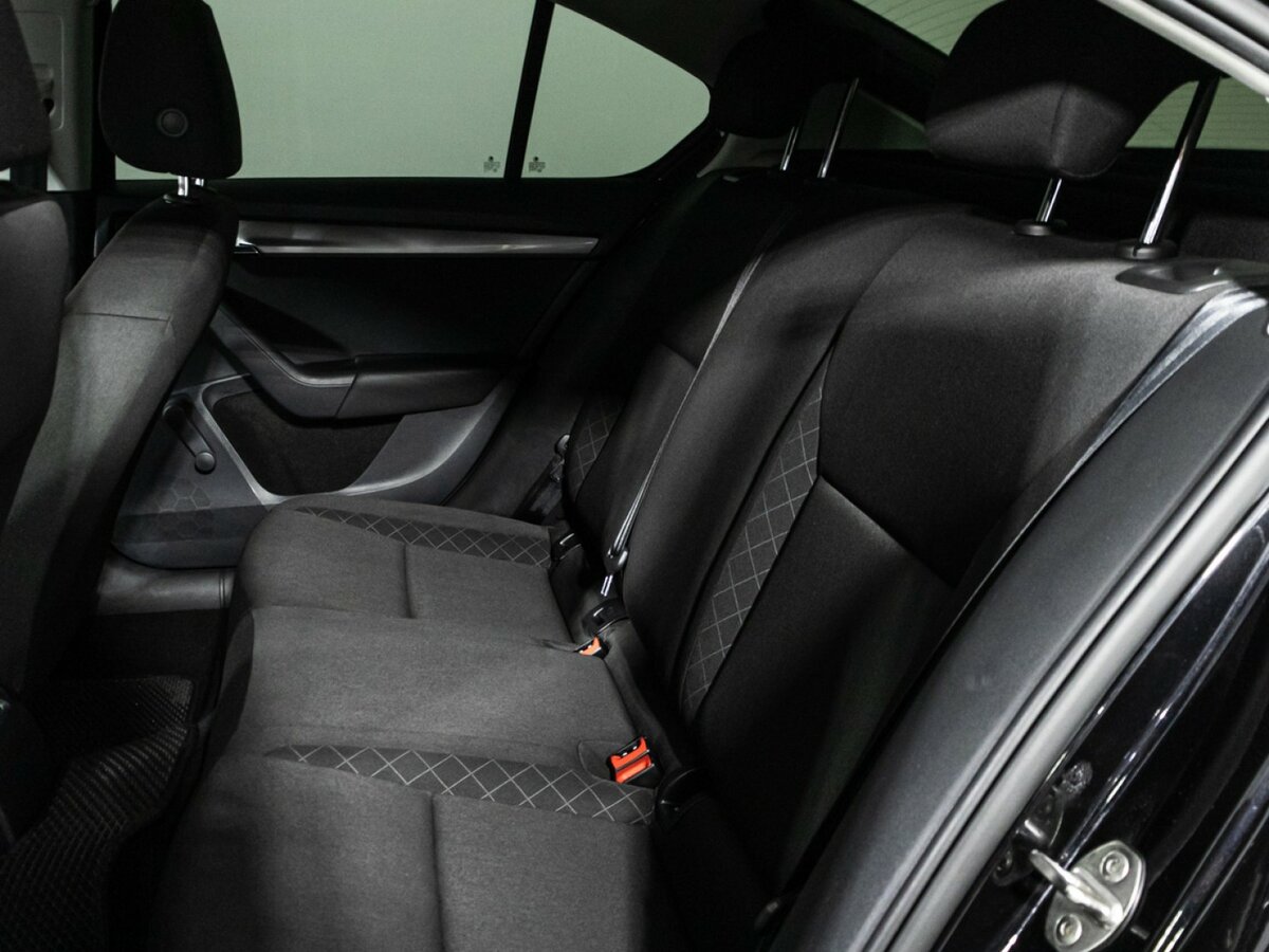 Skoda Octavia III (A7) Рестайлинг, 2018 Фото №10