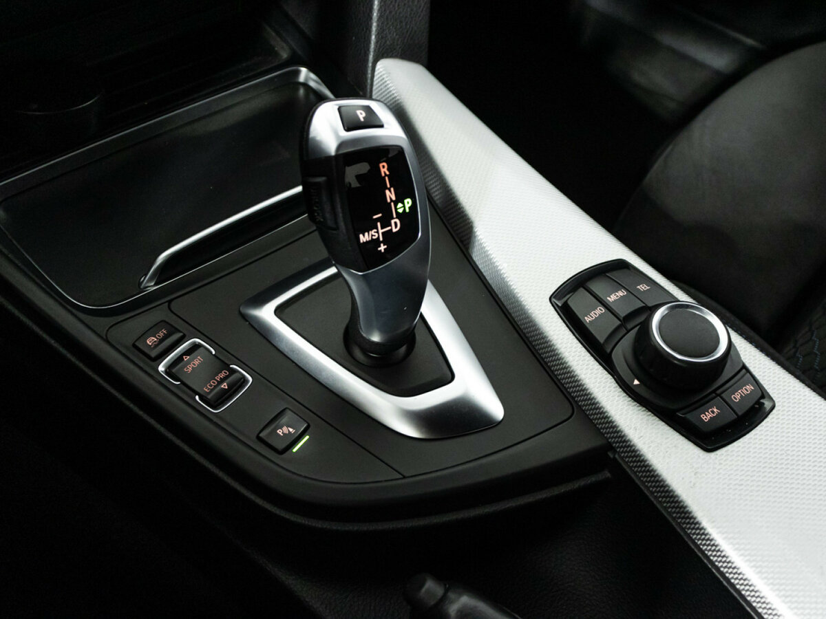 BMW 3 серии 320i xDrive VI (F3x) Рестайлинг, 2017 Фото №19