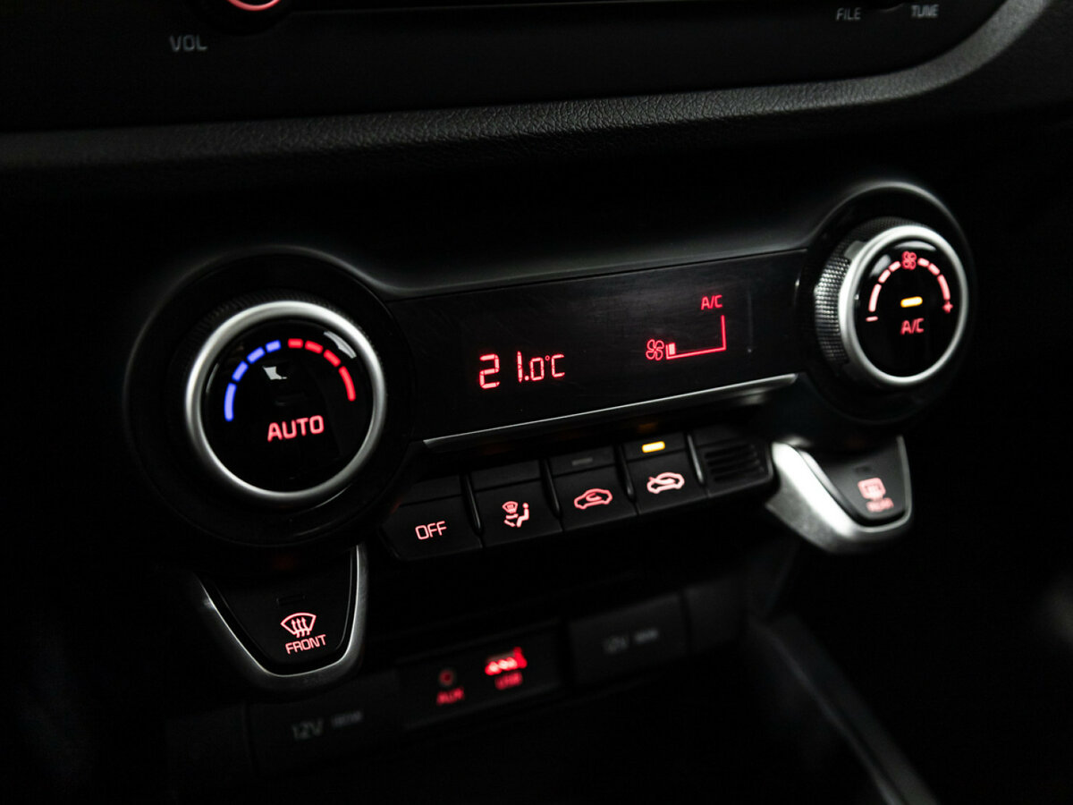 Kia Rio X-Line IV, 2020 Фото №15