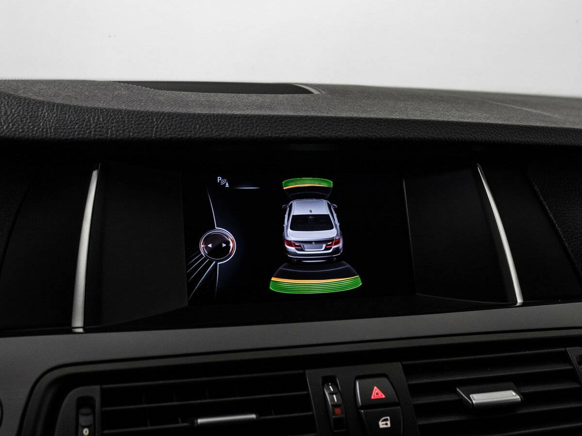 BMW 5 серии 520i VI (F10/F11/F07) Рестайлинг, 2015 Фото №13