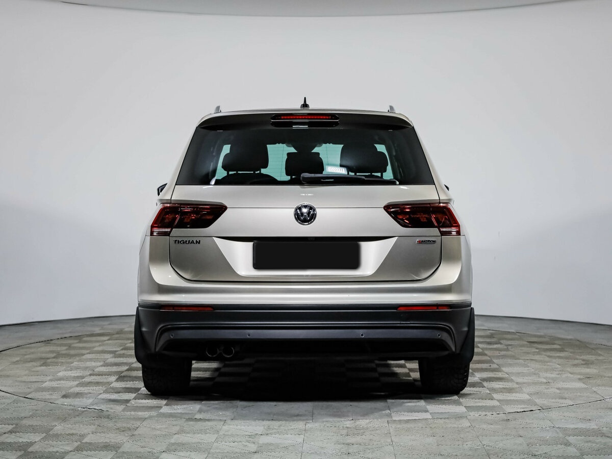 Volkswagen Tiguan II, 2020 - 106 011 км. | Фото №6