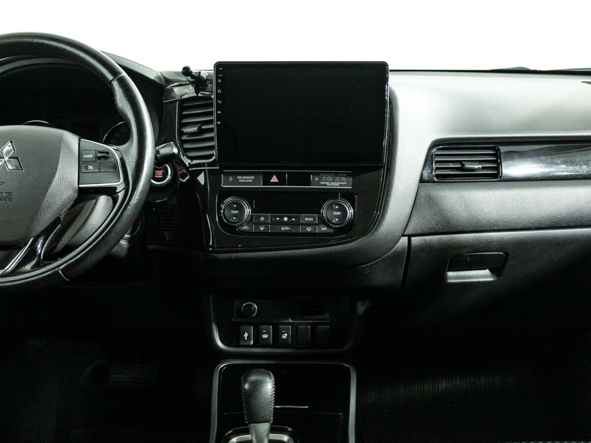 Mitsubishi Outlander III Рестайлинг 3, 2018 Фото №14