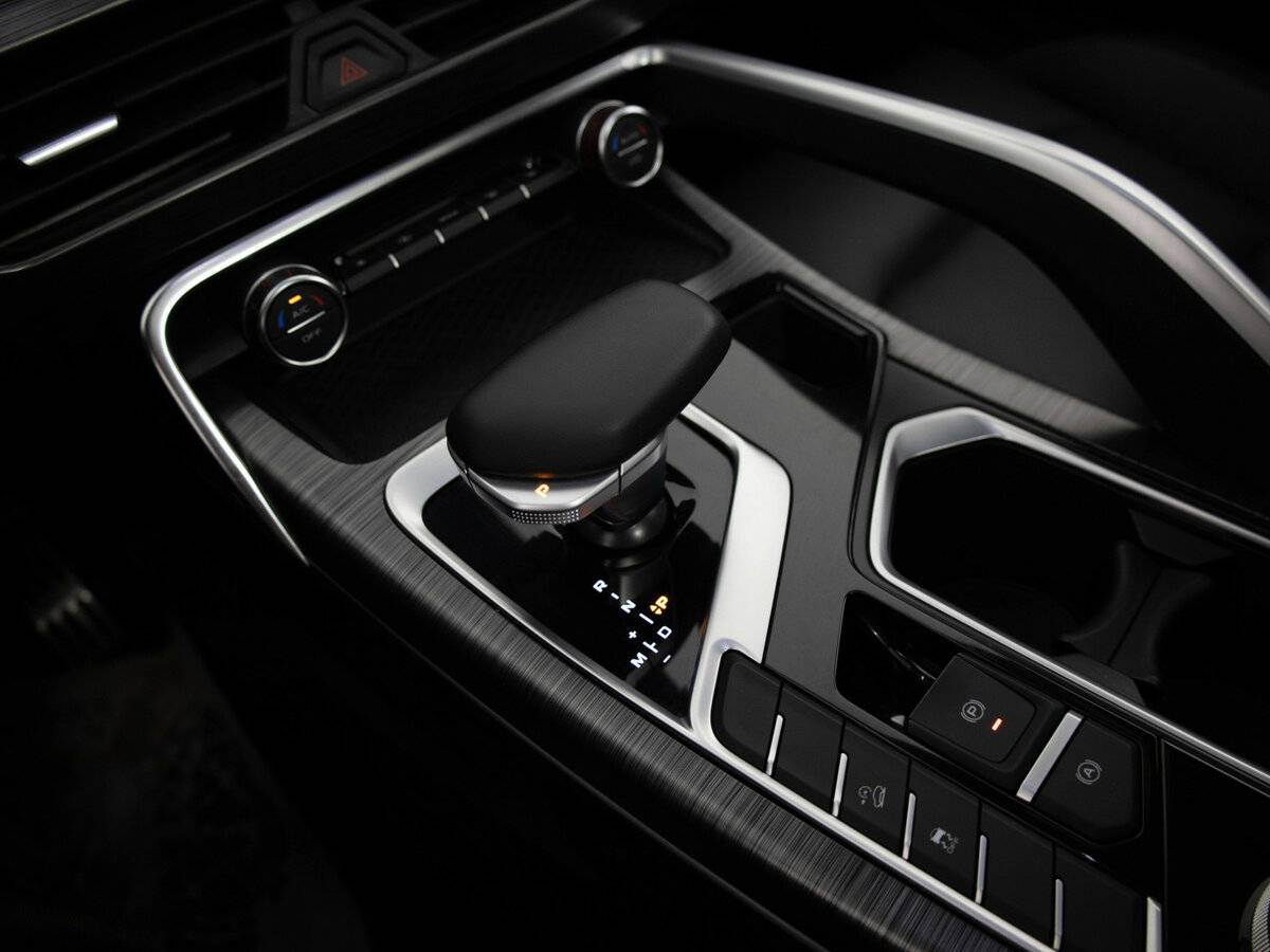 Geely Tugella I Рестайлинг, 2022 Фото №10