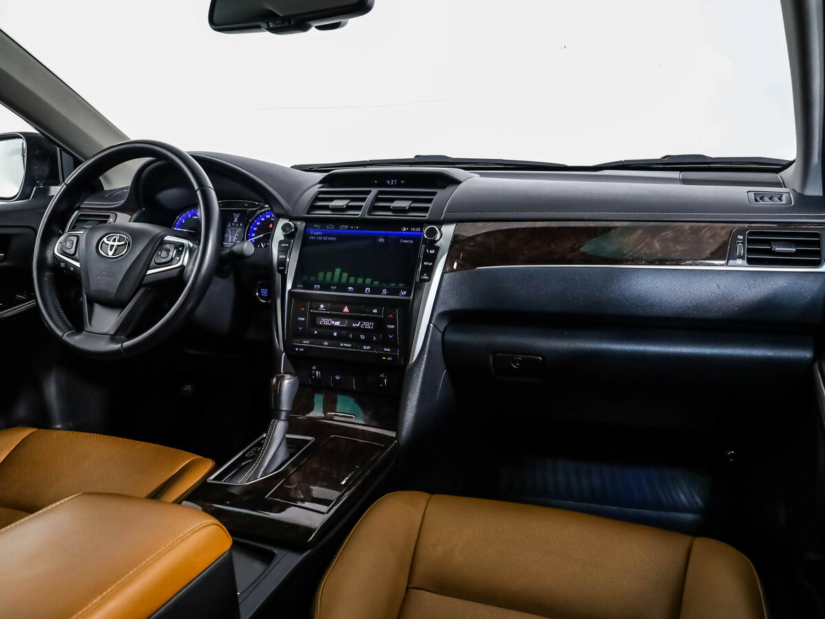 Toyota Camry VII (XV50) Рестайлинг, 2016 - 88 165 км. | Фото №7