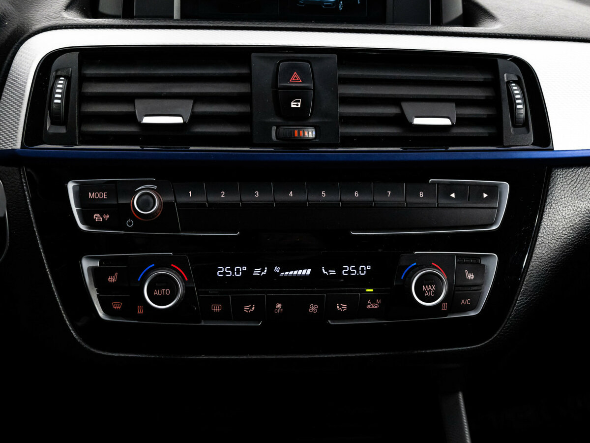 BMW 1 серии 118i II (F20/F21) Рестайлинг 2, 2019 Фото №14