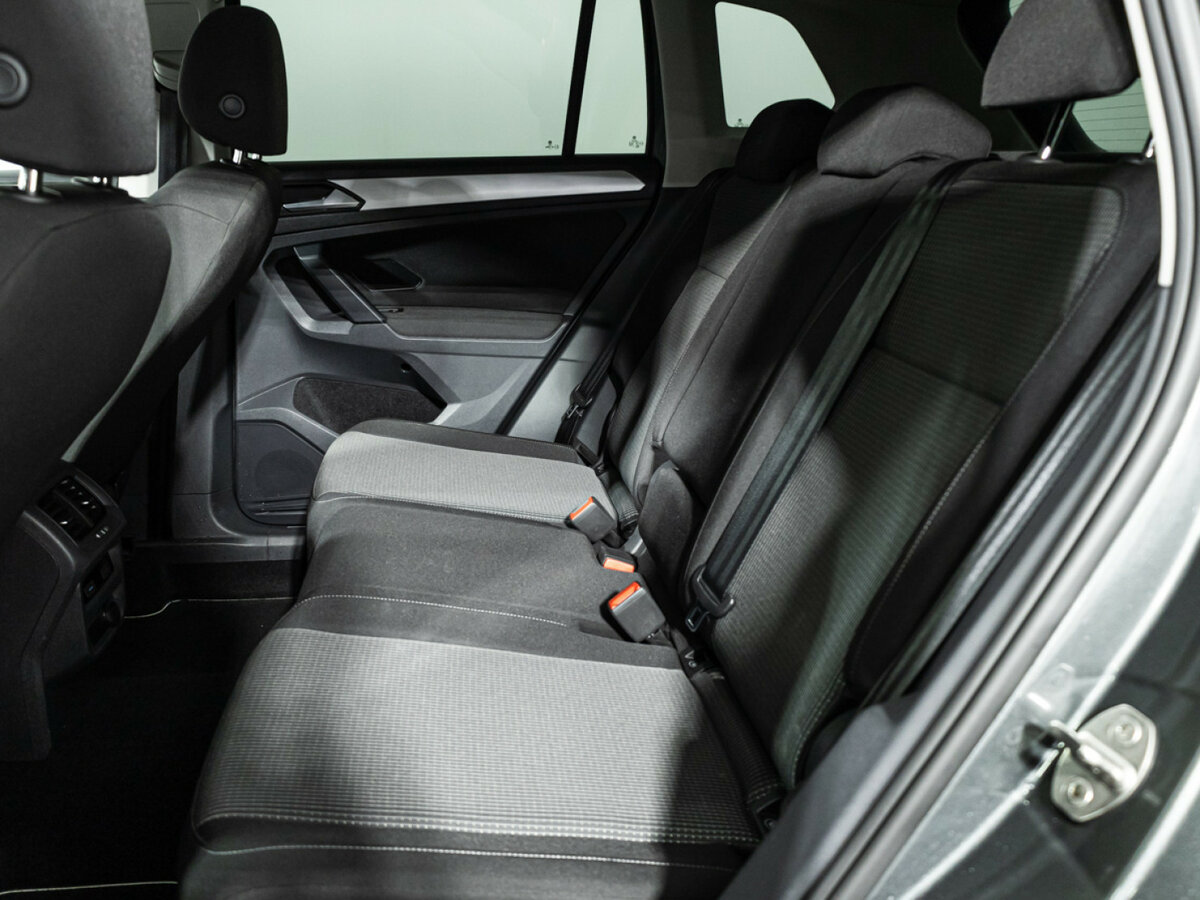 Volkswagen Tiguan II Рестайлинг, 2021 - 17 404 км. | Фото №8