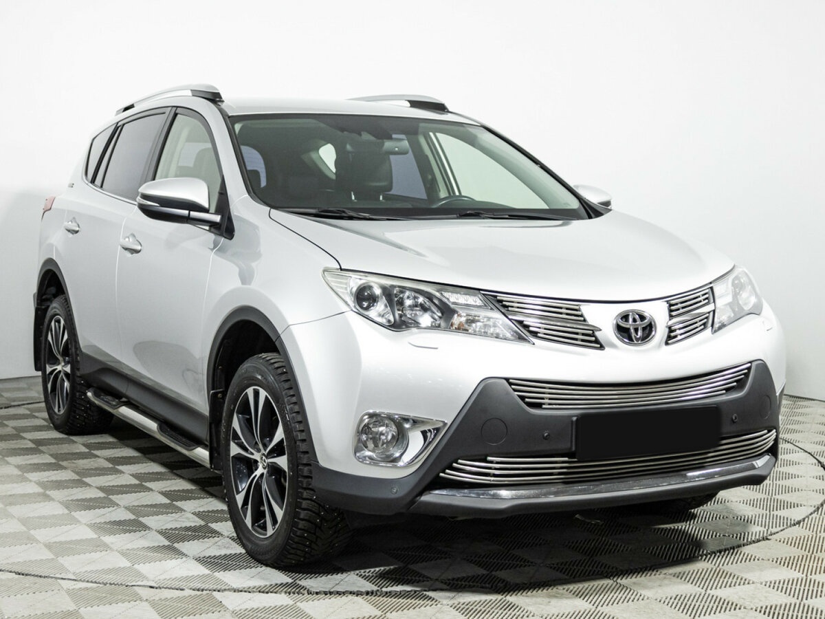 Toyota RAV4 IV (XA40), 2014 - 106 700 км. | Фото №3