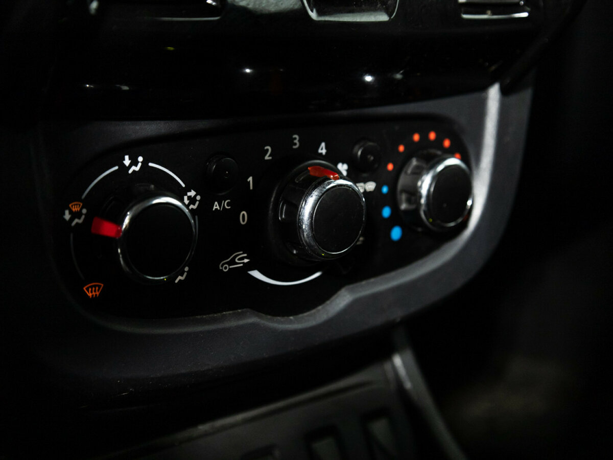 Renault Duster I Рестайлинг, 2015 Фото №16