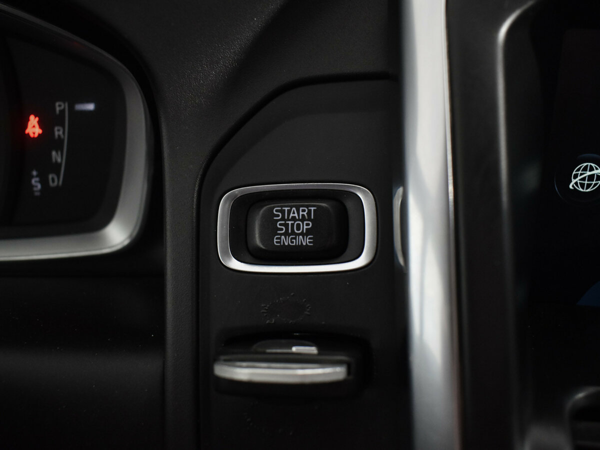 Volvo XC60 I Рестайлинг, 2014 Фото №17