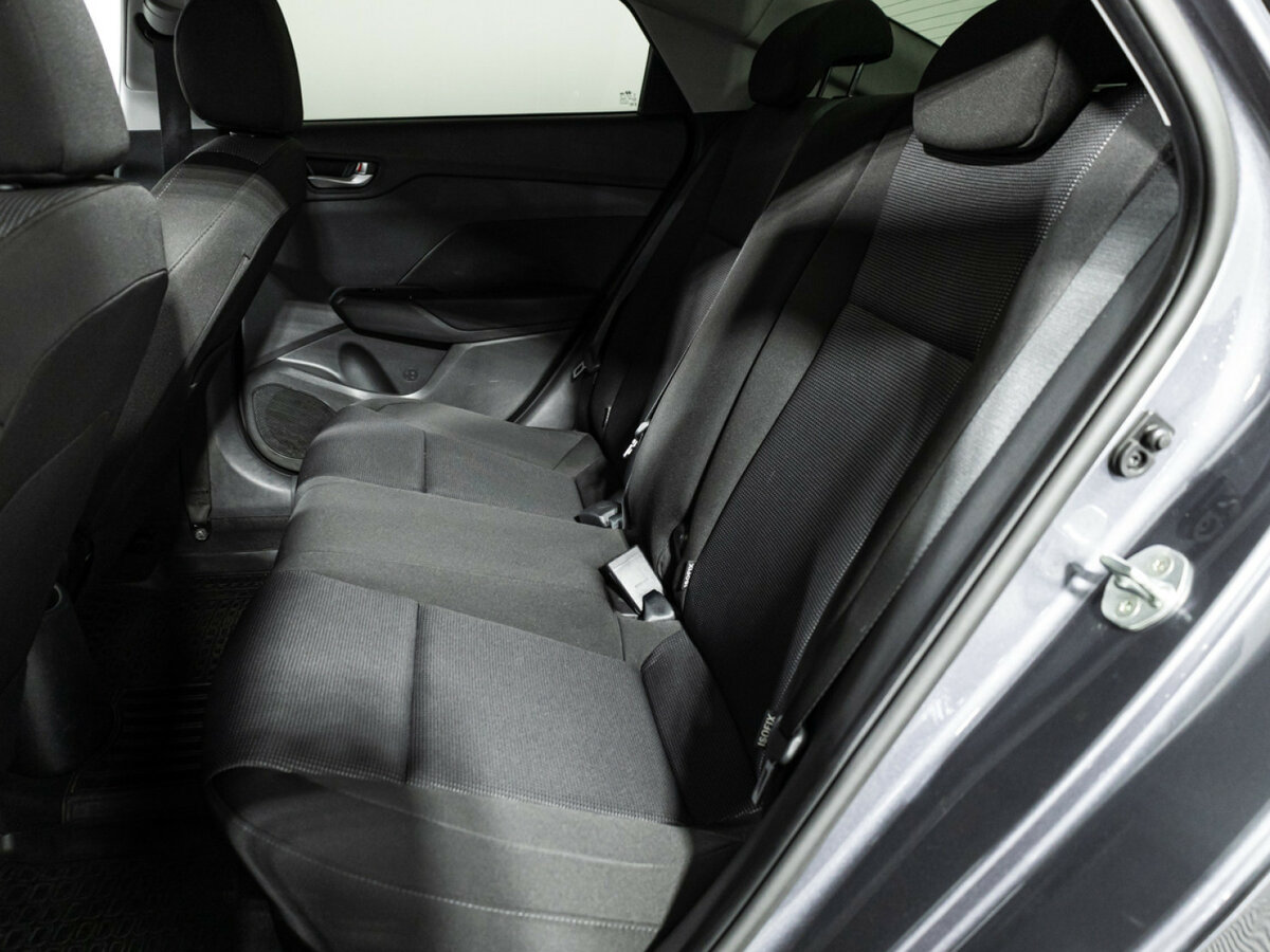 Hyundai Solaris II Рестайлинг, 2021 Фото №10