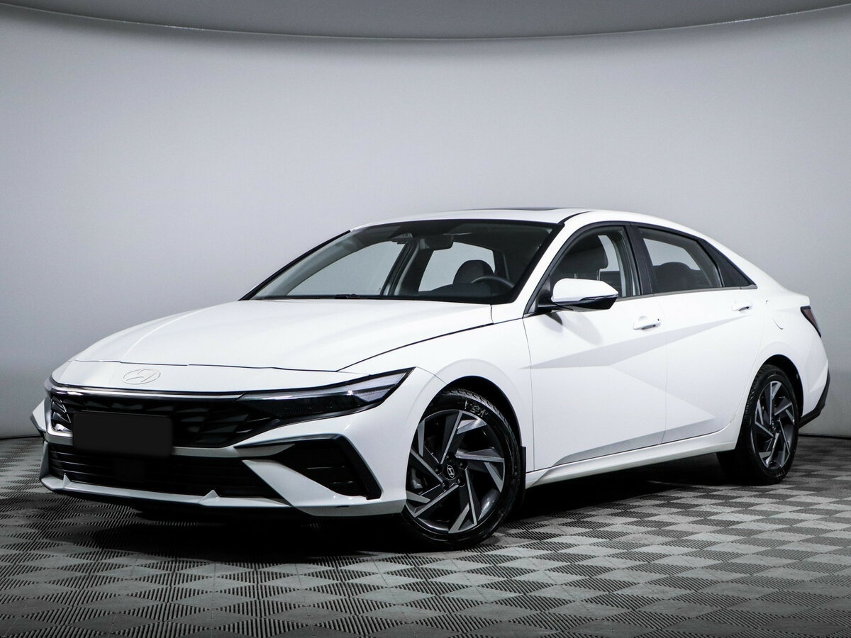 Hyundai Elantra VII (CN7) Рестайлинг, 2023 - 7 800 км. | Фото №1