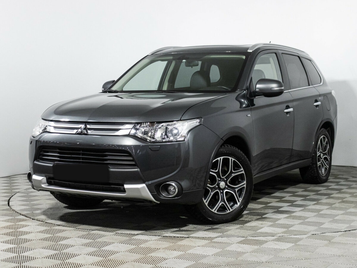 Mitsubishi Outlander III Рестайлинг, 2014 Фото №1